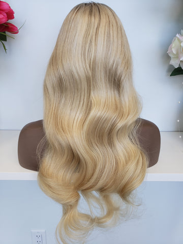 CAROLINE Ash Blonde Lace Wig - Heavenly Lox